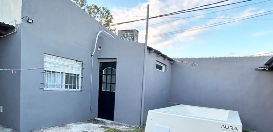 Casa EN VENTA Av. Monseñor Scalabrini al 1400
