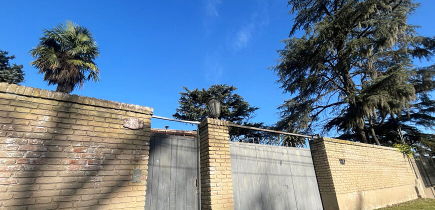 Casa EN VENTA Av. Venini y calle 10 (Ruta 188)