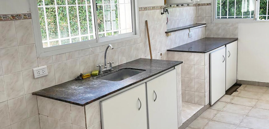 Casa EN ALQUILER Avellaneda 969 Barrio Acevedo