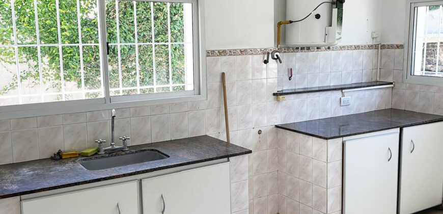 Casa EN ALQUILER Avellaneda 969 Barrio Acevedo