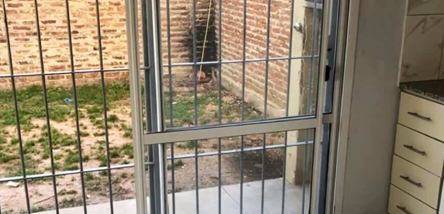 Casas EN ALQUILER en Barrio Champagnat