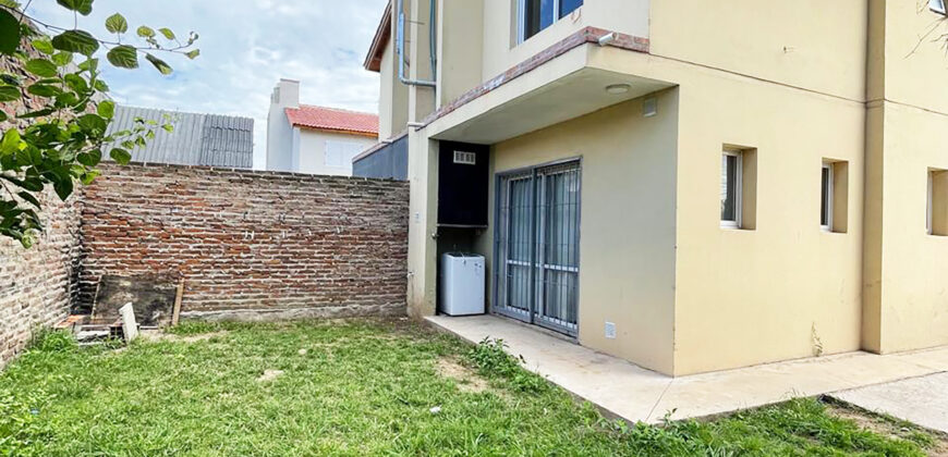 Casas EN ALQUILER en Barrio Champagnat