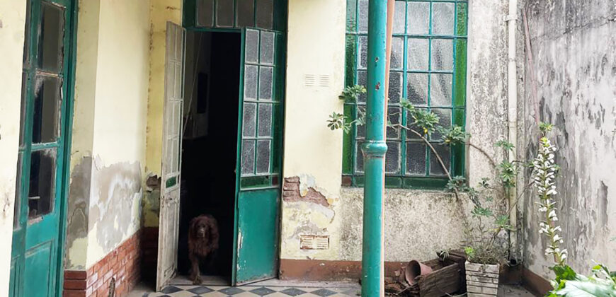 Casa EN VENTA Echevarria al 900