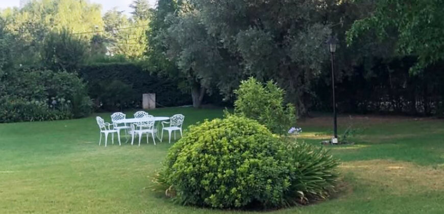 Casa Quinta EN VENTA en Barrio Luard Kayad