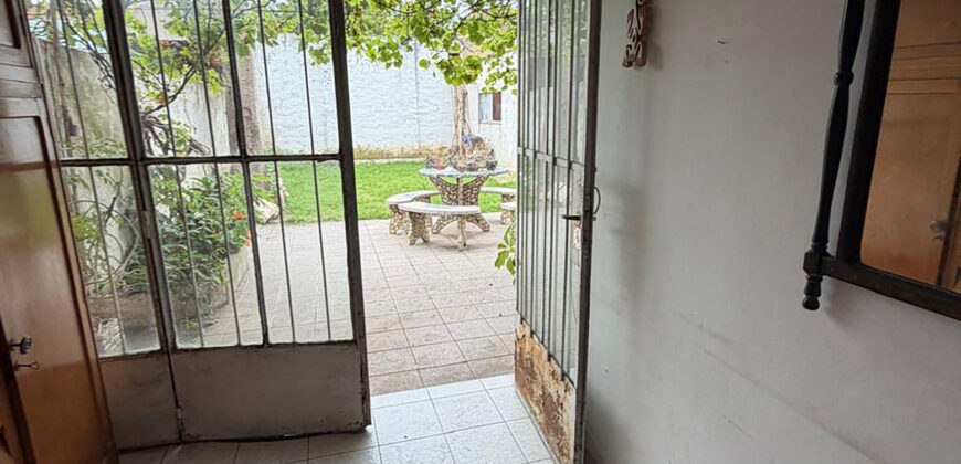 Casa EN VENTA en Barrio Acevedo