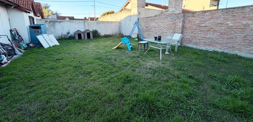 Casa EN ALQUILER Barrio Champagnat